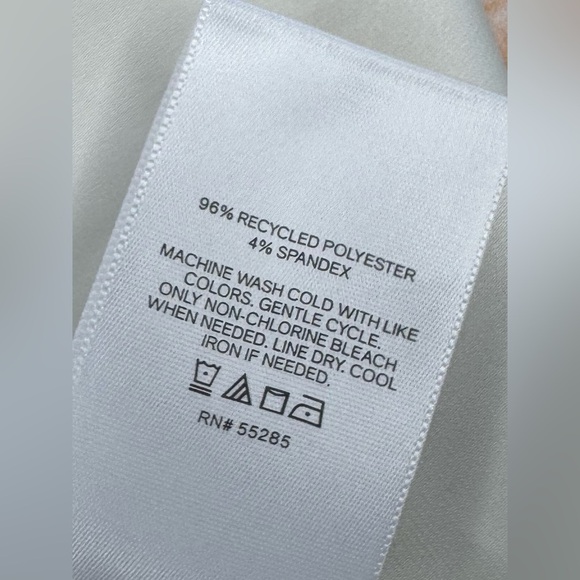 NWT Express Floral Halter Tank Top Womens Size Medium - Picture 7 of 9